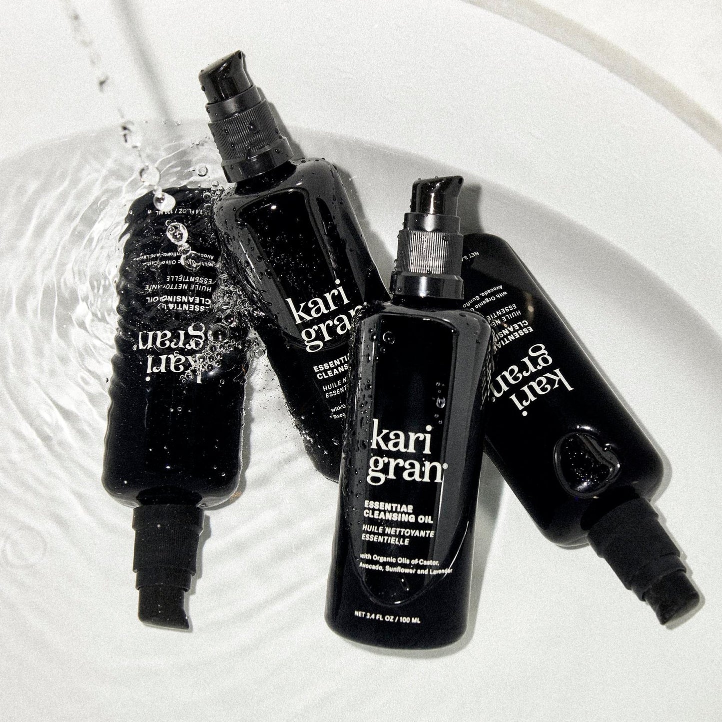 essential cleansing oils in water