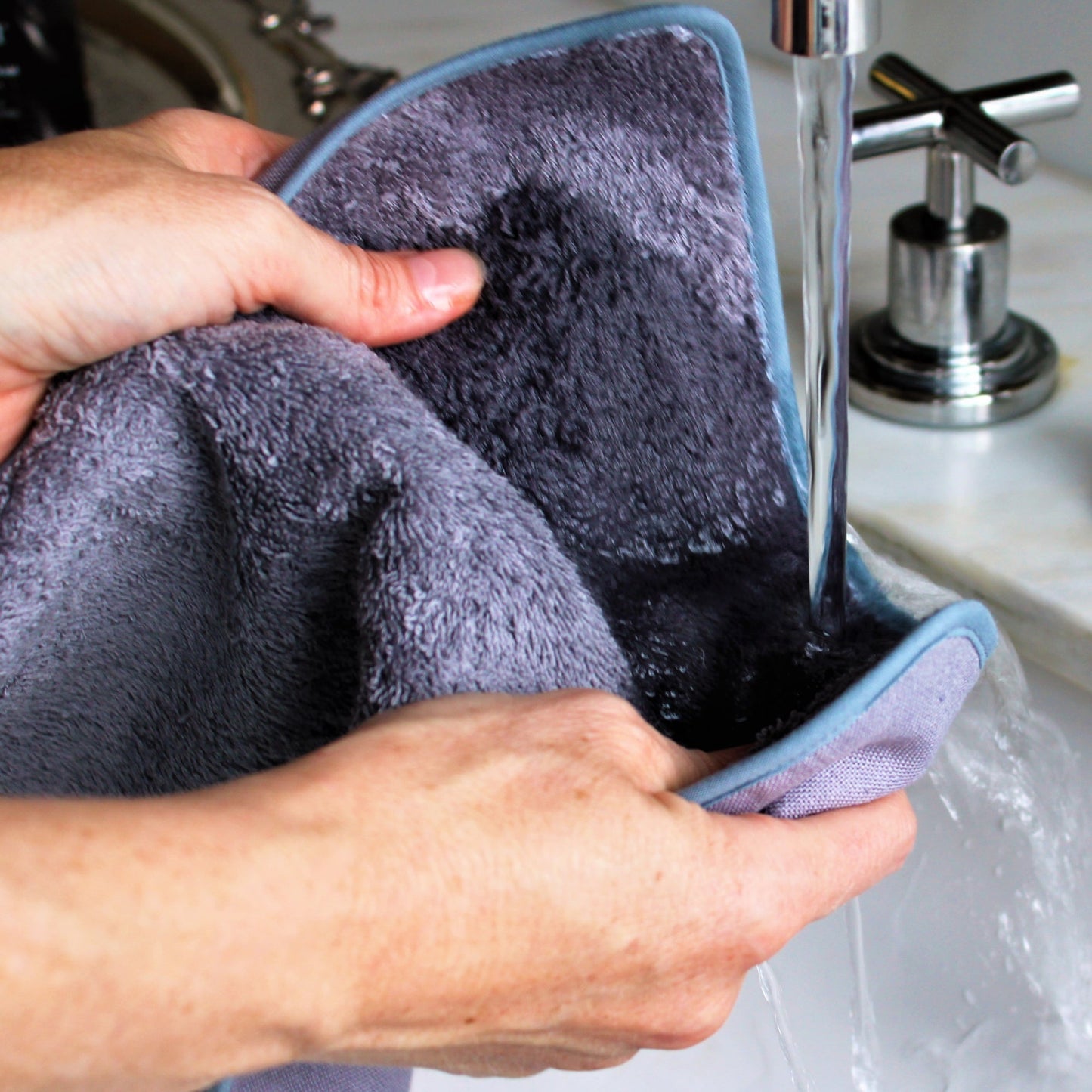 Luxe Exfoliating Washcloth