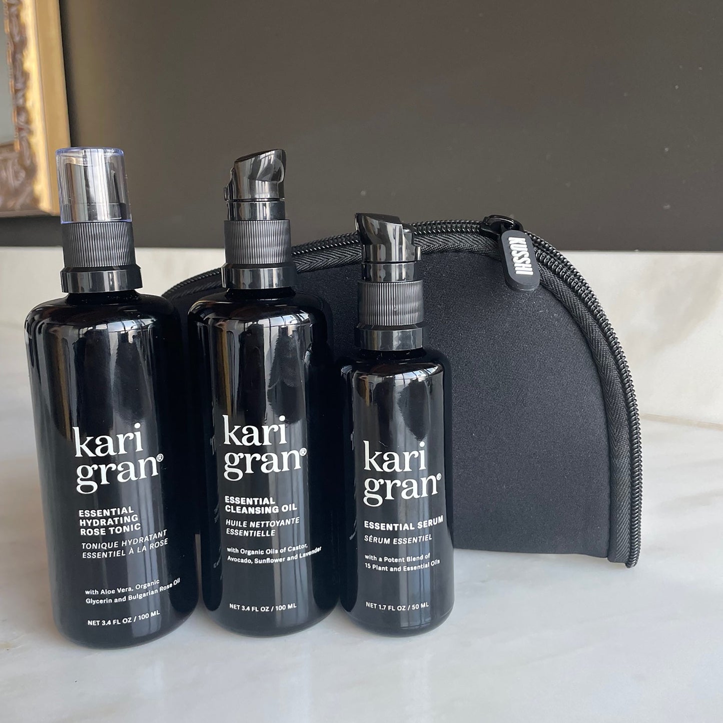 The Kari Gran System with black Kusshi bag