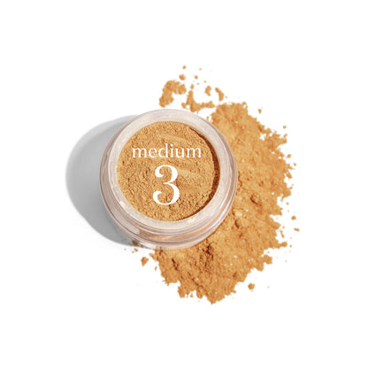 Kari Gran Mineral Powder Foundation in medium 3